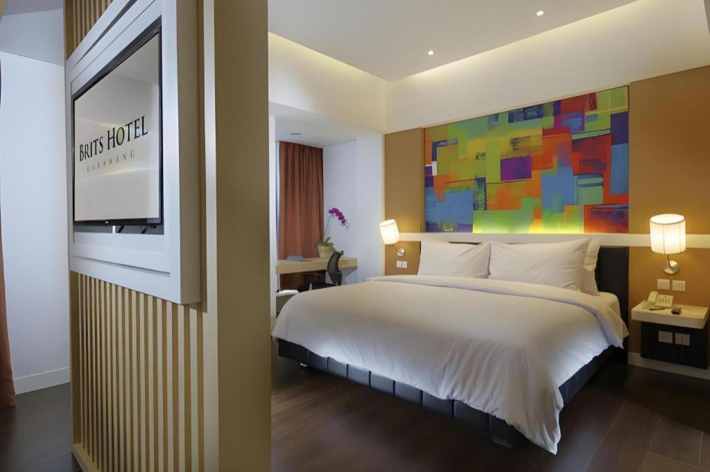 Brits Hotel Караванг Экстерьер фото
