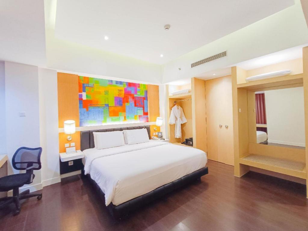 Brits Hotel Караванг Экстерьер фото